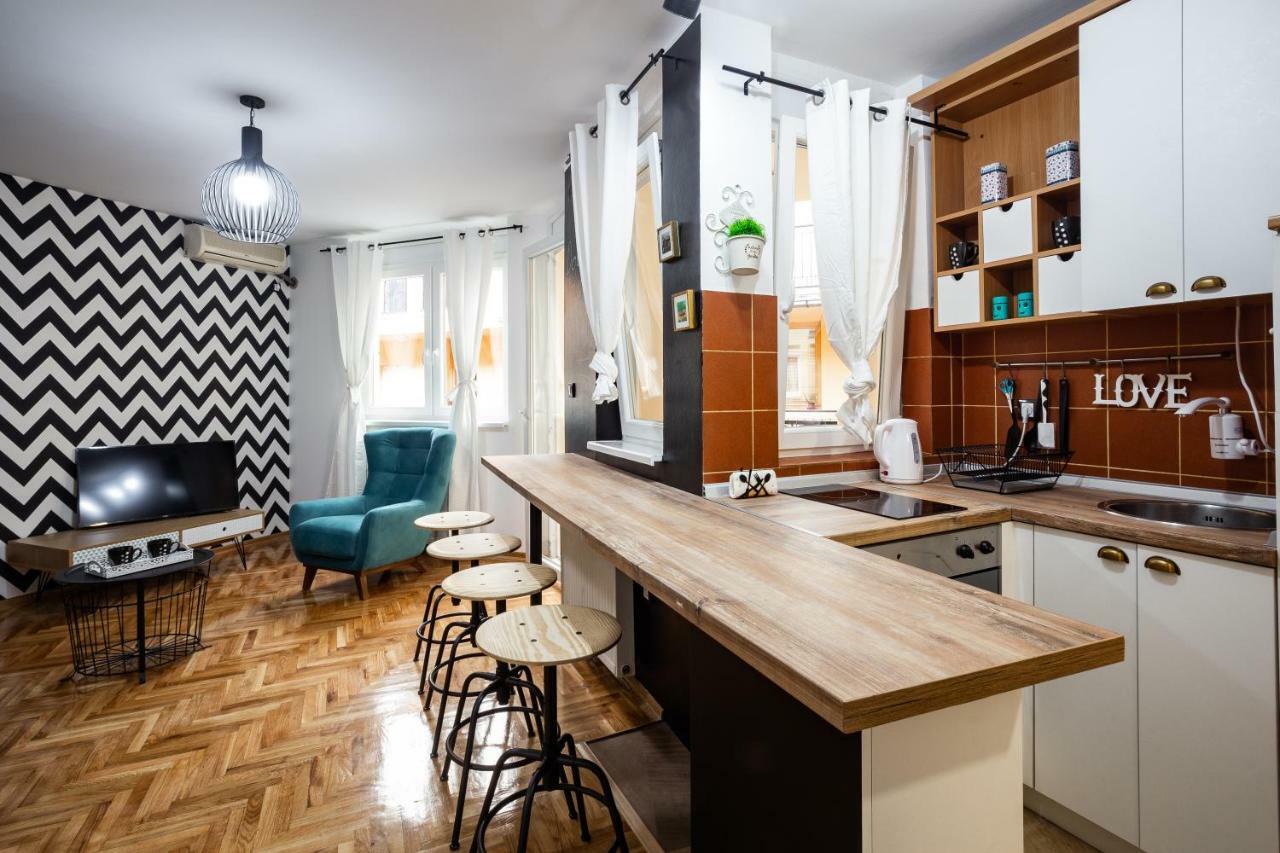 Apartment Sfera Újvidék Kültér fotó