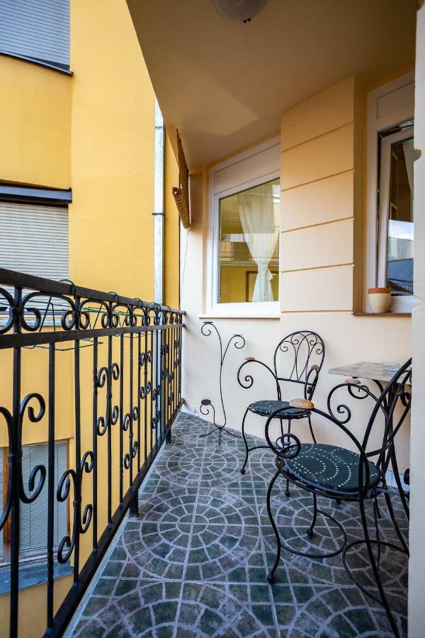 Apartment Sfera Újvidék Kültér fotó