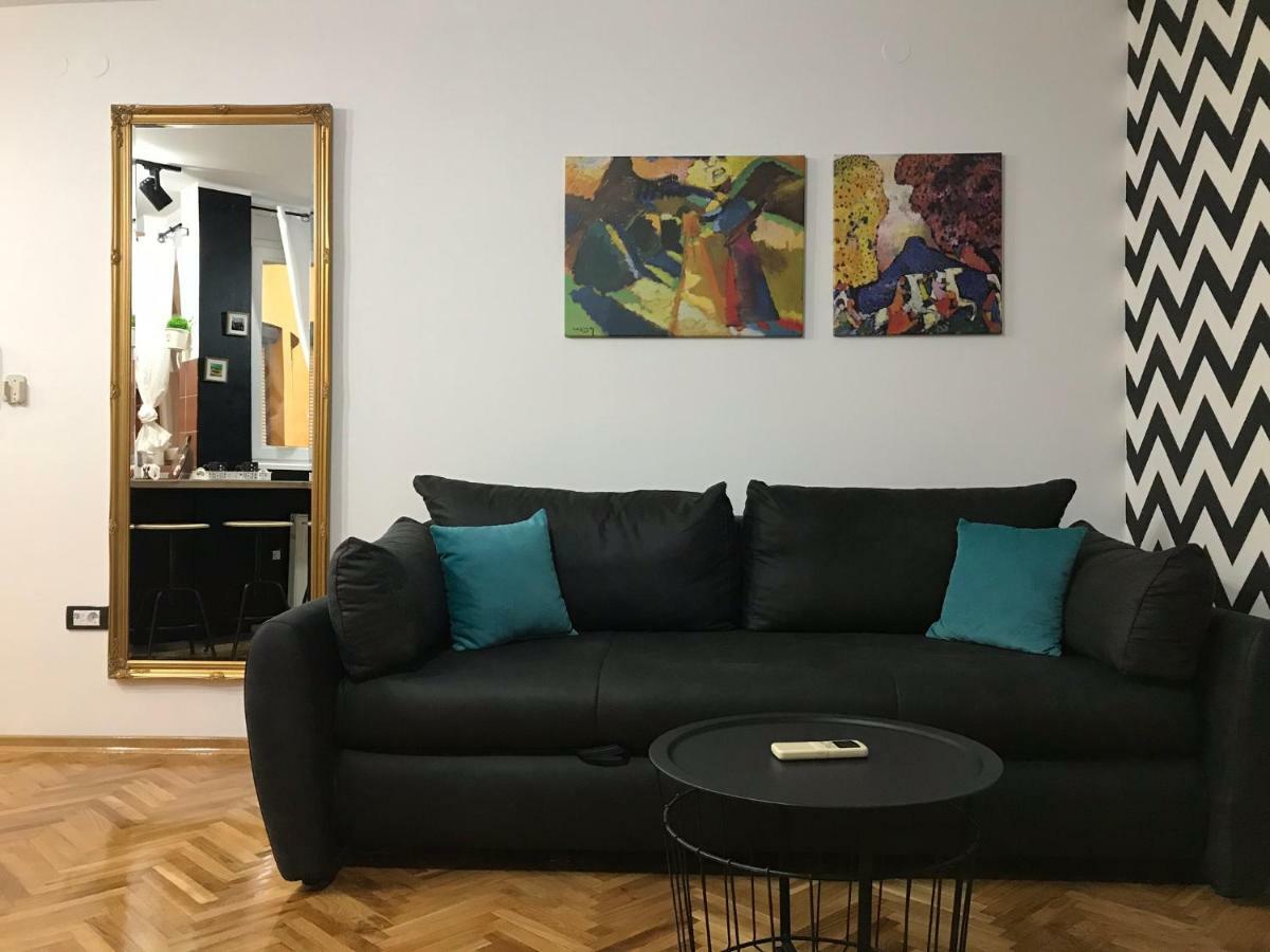 Apartment Sfera Újvidék Kültér fotó