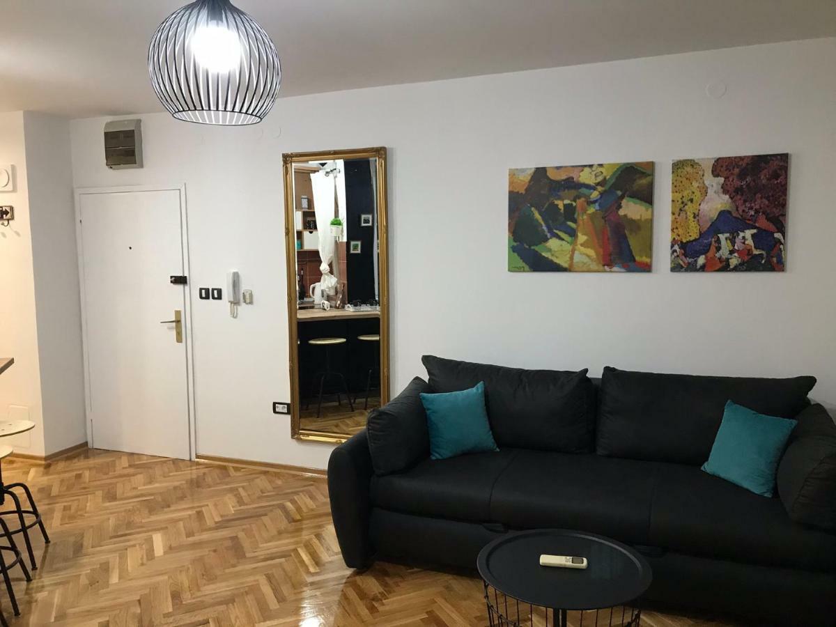 Apartment Sfera Újvidék Kültér fotó