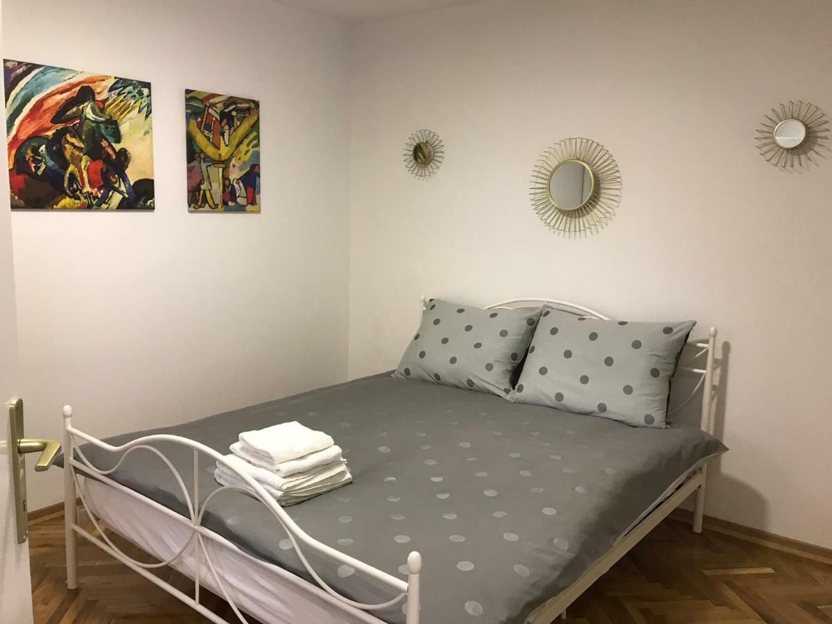 Apartment Sfera Újvidék Kültér fotó